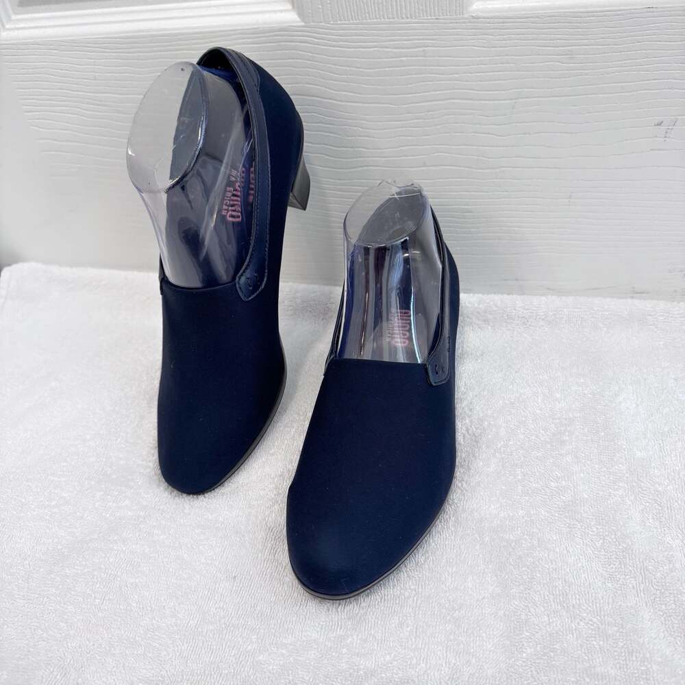 Munro American Navy Blue Fabric Block Heel Pumps Size 8.5 M